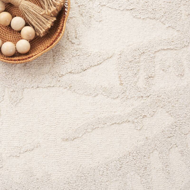 SAFAVIEH Handmade Mykonos Ieke Modern & Viscose Wool Rug