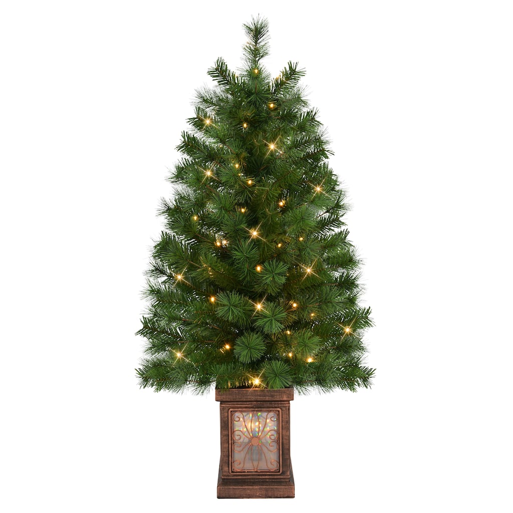 Puleo International Set of 2 Artificial Battery-Operated Pre-Lit Potted Christmas Trees