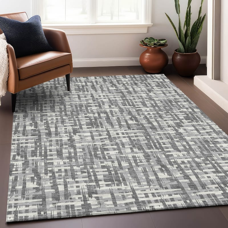 Machine Washable Indoor/ Outdoor Modern Crosshatch Chantille Rug - Gray - 8' x 10'