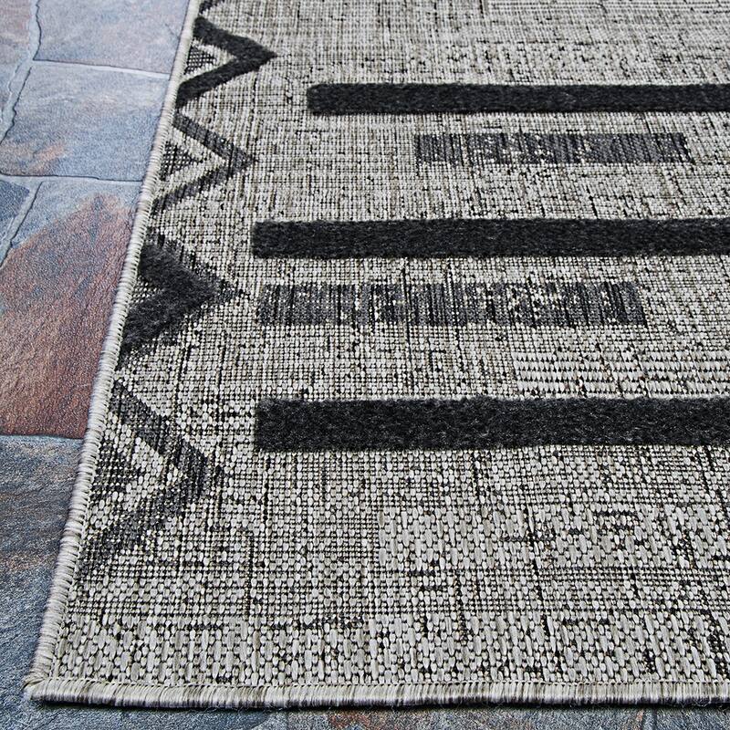 Ravine Savoy Dark Gray Indoor/Outdoor Area Rug