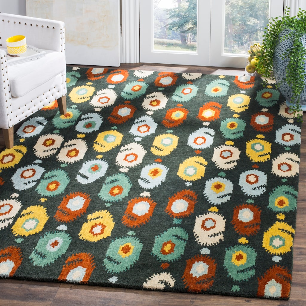 SAFAVIEH Handmade Ikat Annuska Modern Wool Rug