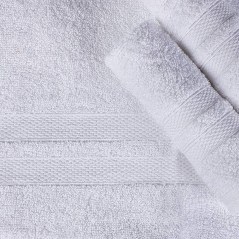 Blue Nile Mills Geneva Cotton Solid Bath Towel, Set of 4
