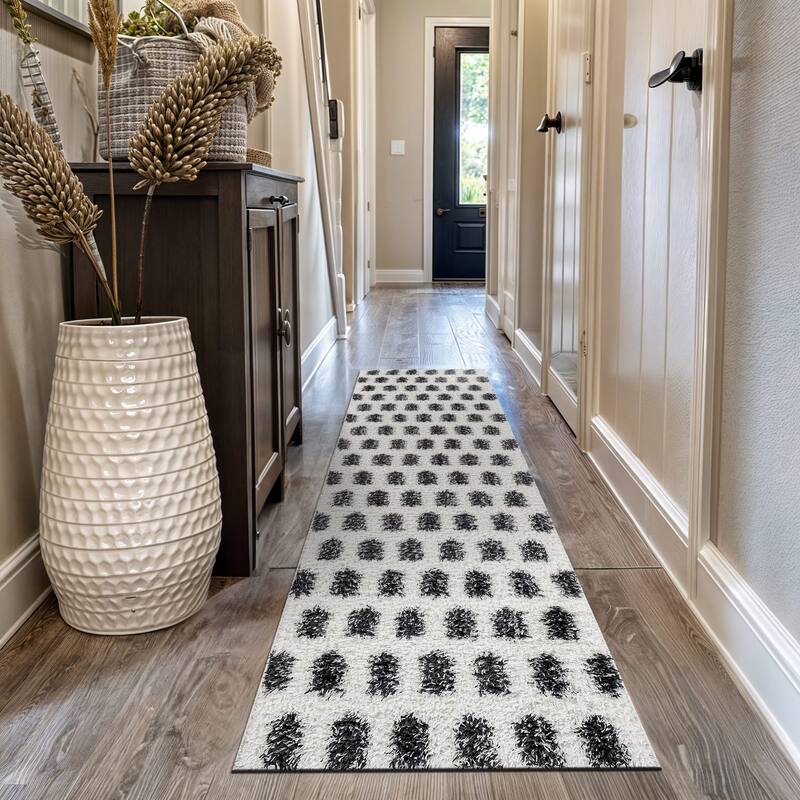 Scandinavian Arrow Shag Rug - Modern Look - Anthracite Dark Gray - Easy Maintenance - Anthracite - 2' 3" x 12'