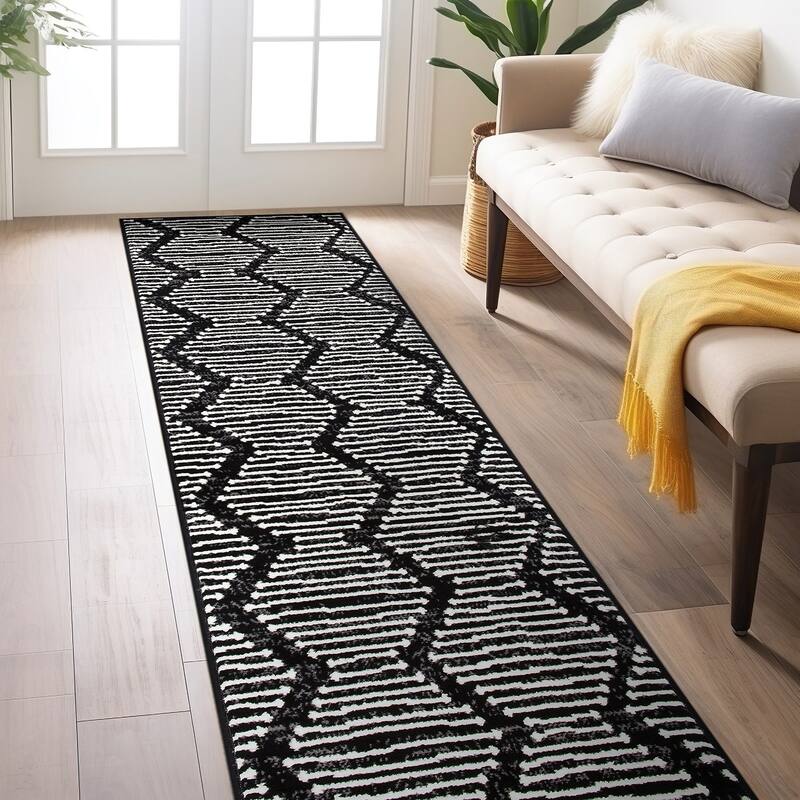 World Rug Gallery Boho Stripe Design Area Rug - Black/White - 2' x 7' - Runner