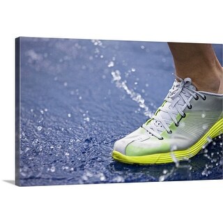 wall and water shoes