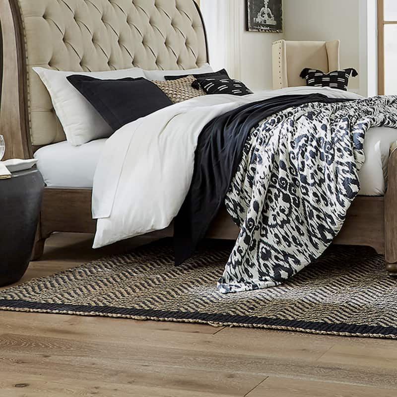 Americana Farmhouse Dusty Taupe Queen Sleigh Bed