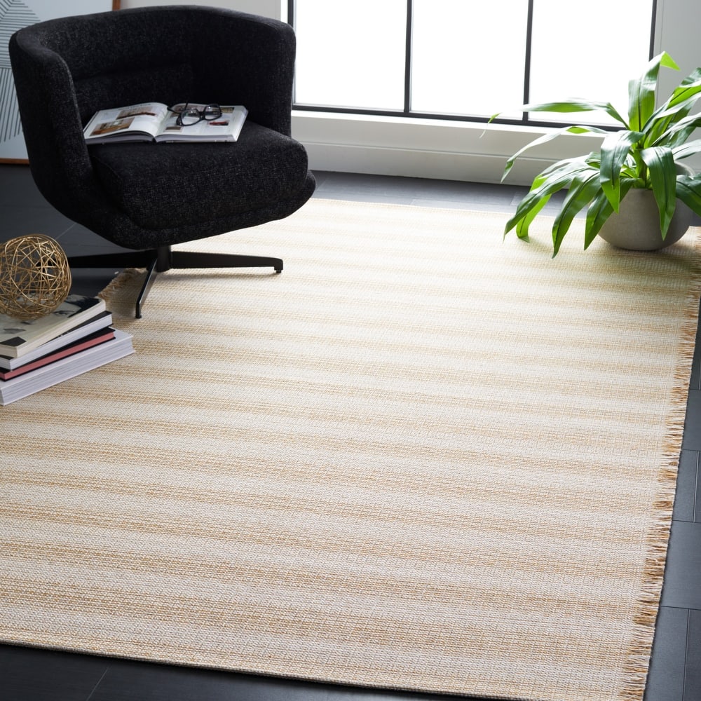 SAFAVIEH Augustine Armande Stripe Fringe Rug