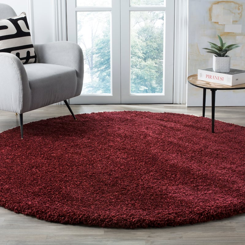 SAFAVIEH Santa Monica Shag Einara 2-inch Thick Area Rug - 6'7" Round - Maroon - Round