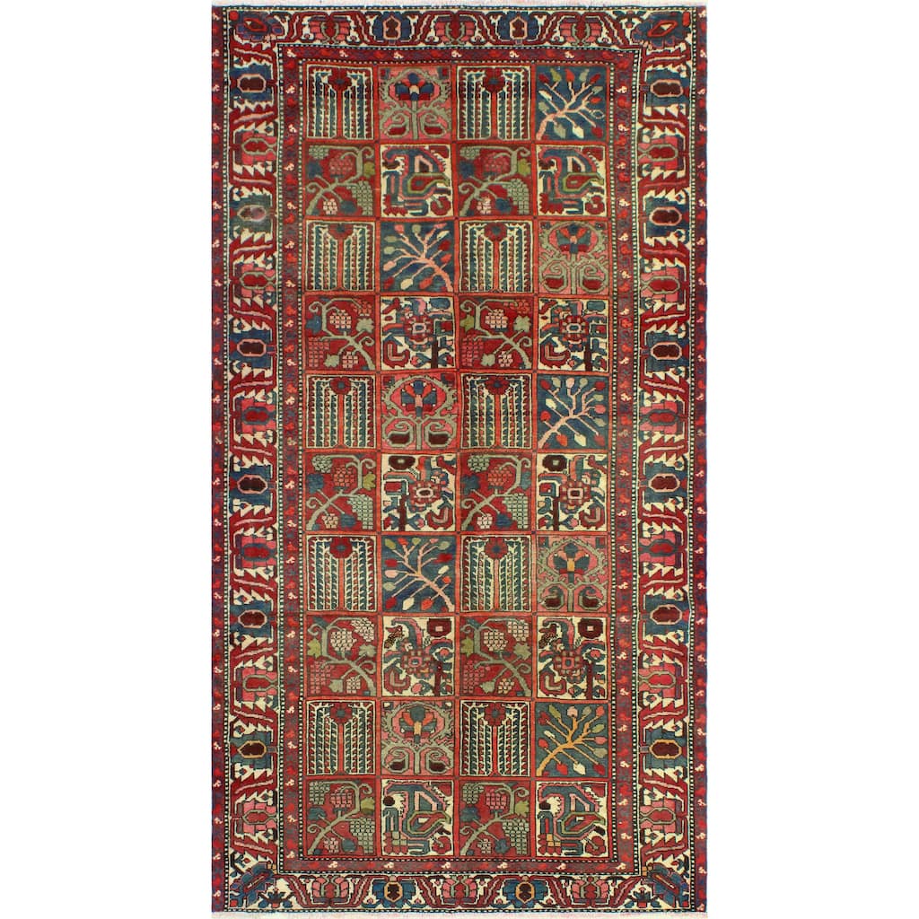 Fine Vintage Bakhtiari Kenrik Red/Ivory Rug - 5'2" x 9'4"