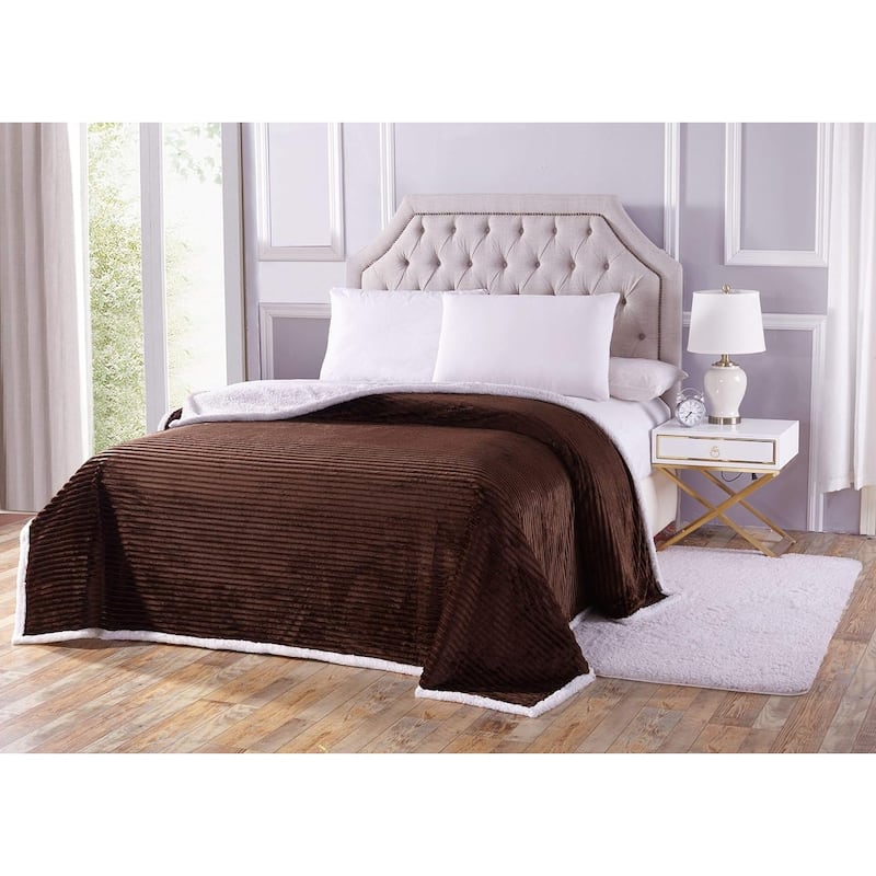 Home Essentials by Décor&More Corduroy Sherpa Blanket