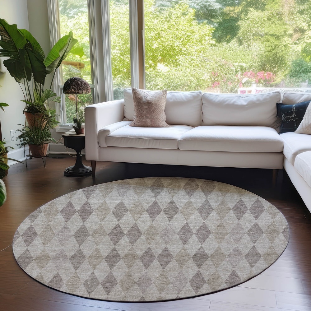 Machine Washable Indoor/ Outdoor Argyle Chantille Rug