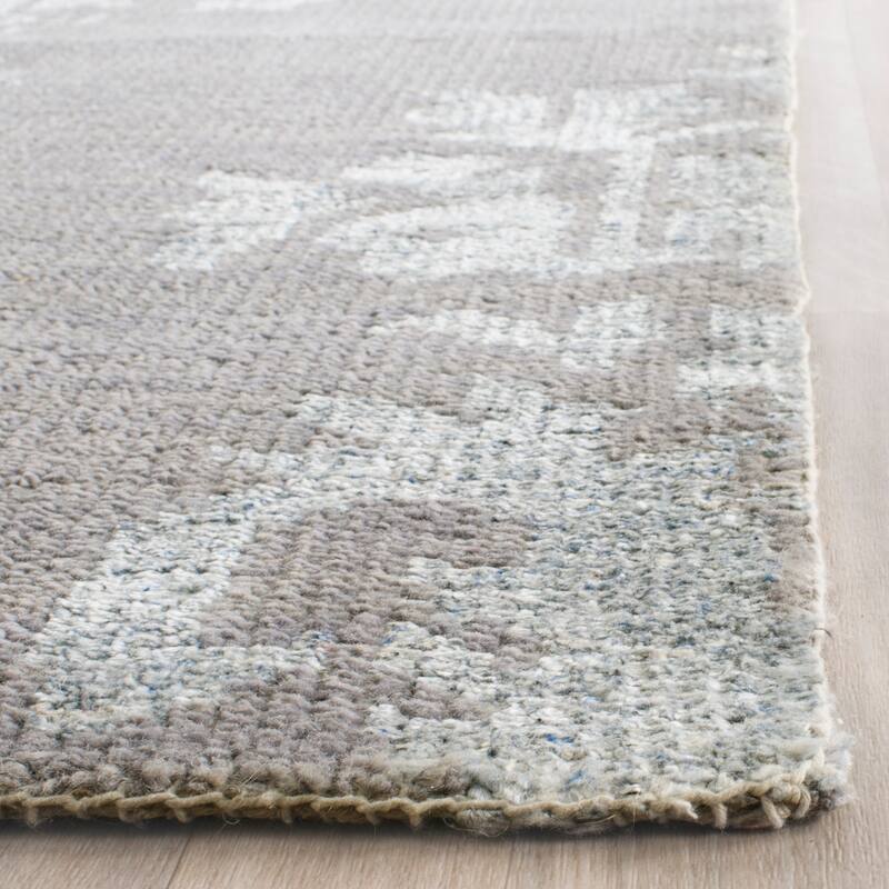SAFAVIEH Hand-knotted Stone Wash Theddy Modern Wool Rug