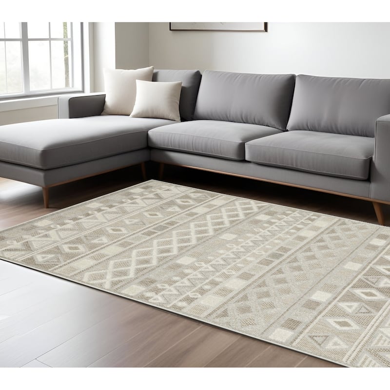 HomeRootsGeometric Casual Runner Area Rug - 129.92' X '94.49' X '0.32