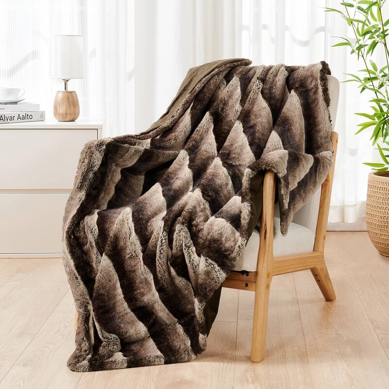Tip Printing Light Fauxfur Throw