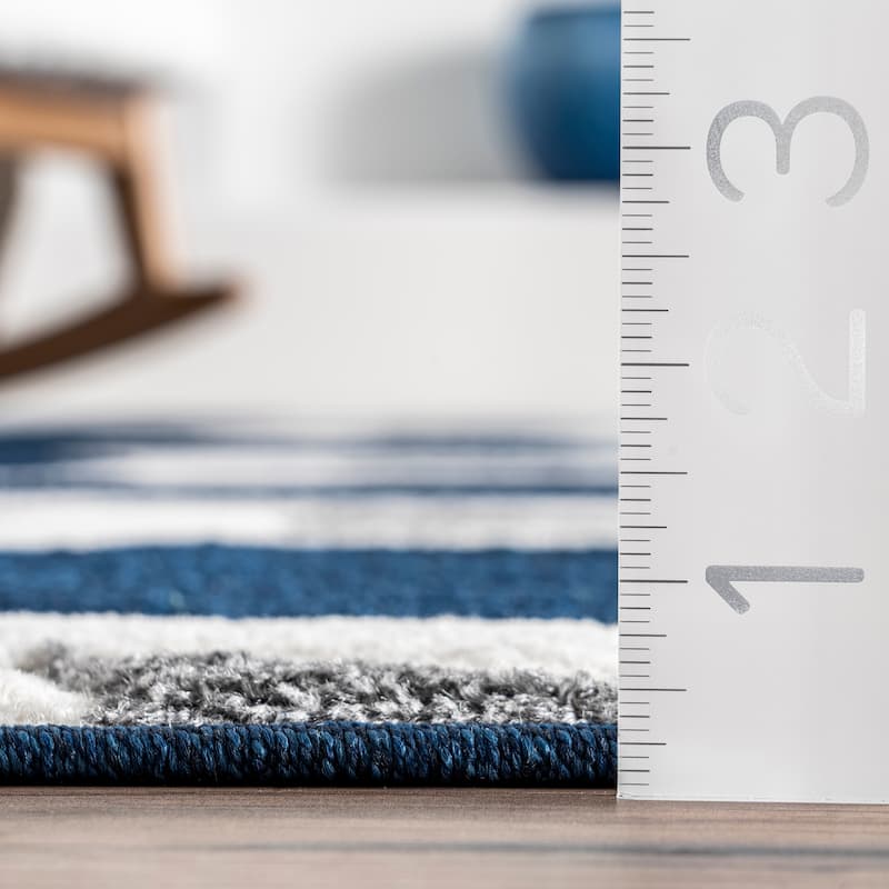 Nuloom Gabriela Contemporary Trellis Area Rug