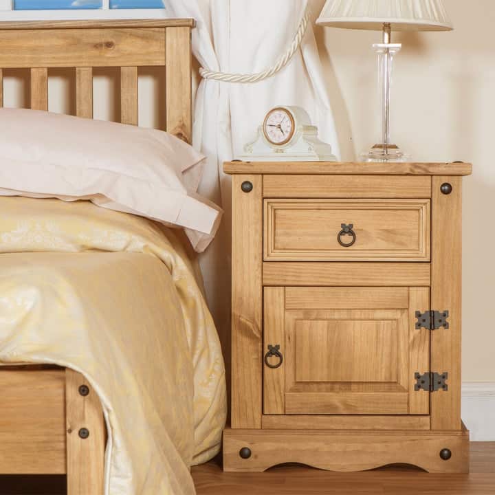 Wood Nighstand 1 Door 1 Drawer Corona Collection | Furniture Dash