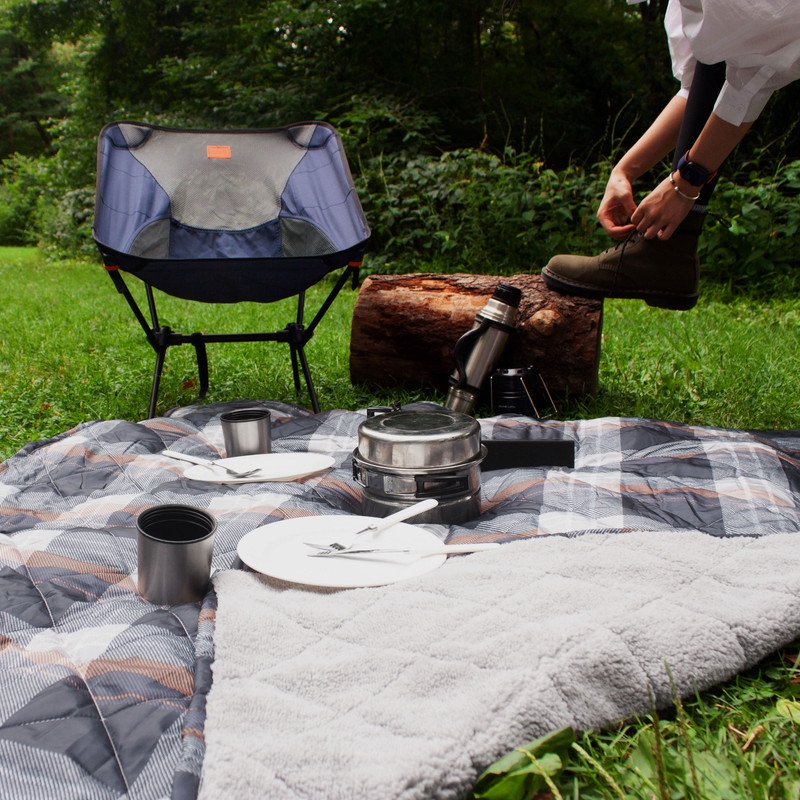 Coleman Reversible Water Resistant Indoor Outdoor Throw Blanket