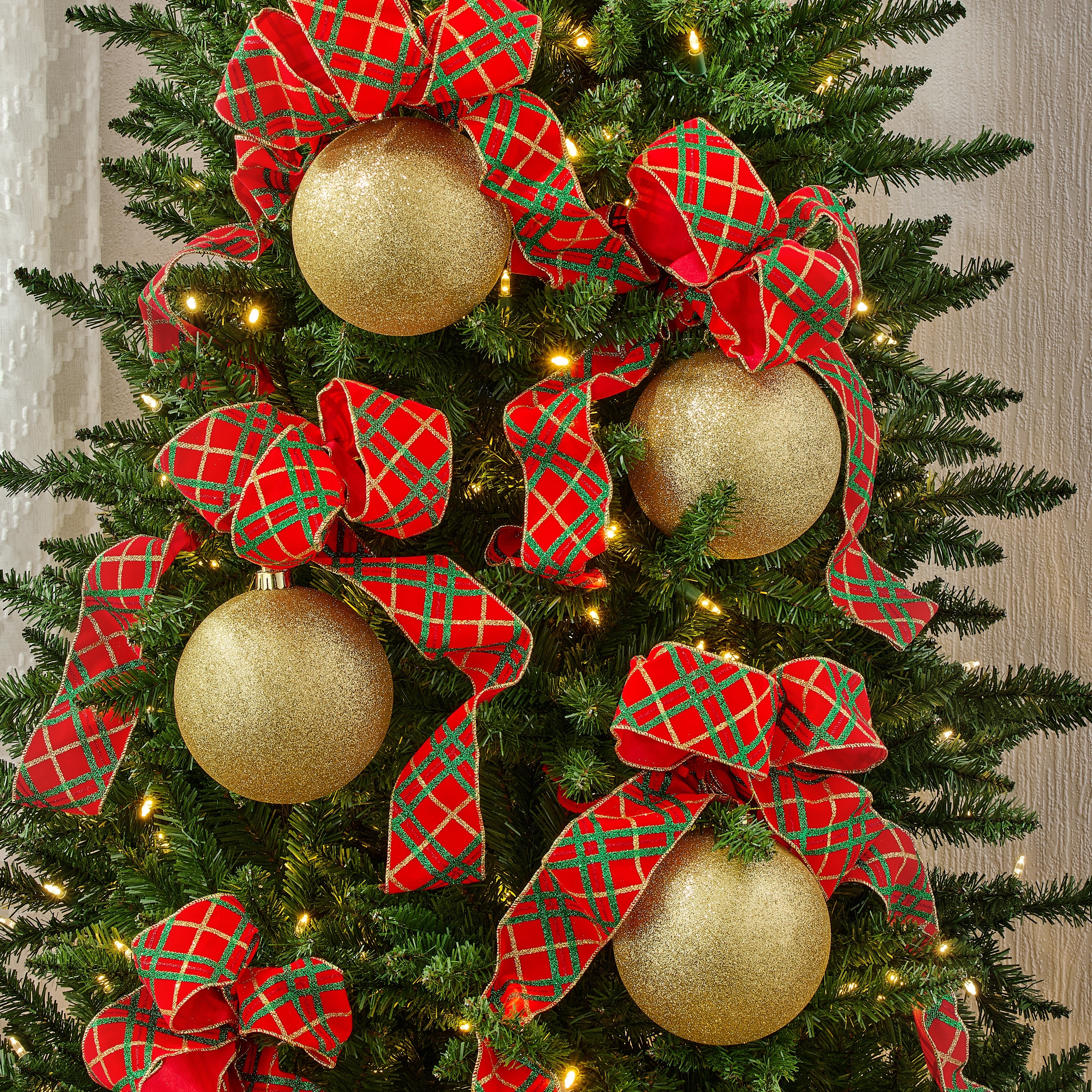 140mm Shatterproof Plastic Glitter Ball Set of 2