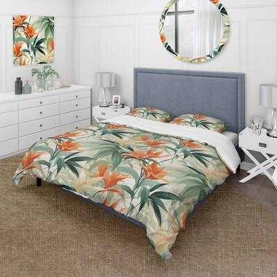 Designart "Green And Orange Bamboo Mirage Tropical Pattern" Green Tropical - Bedding Set With Shams