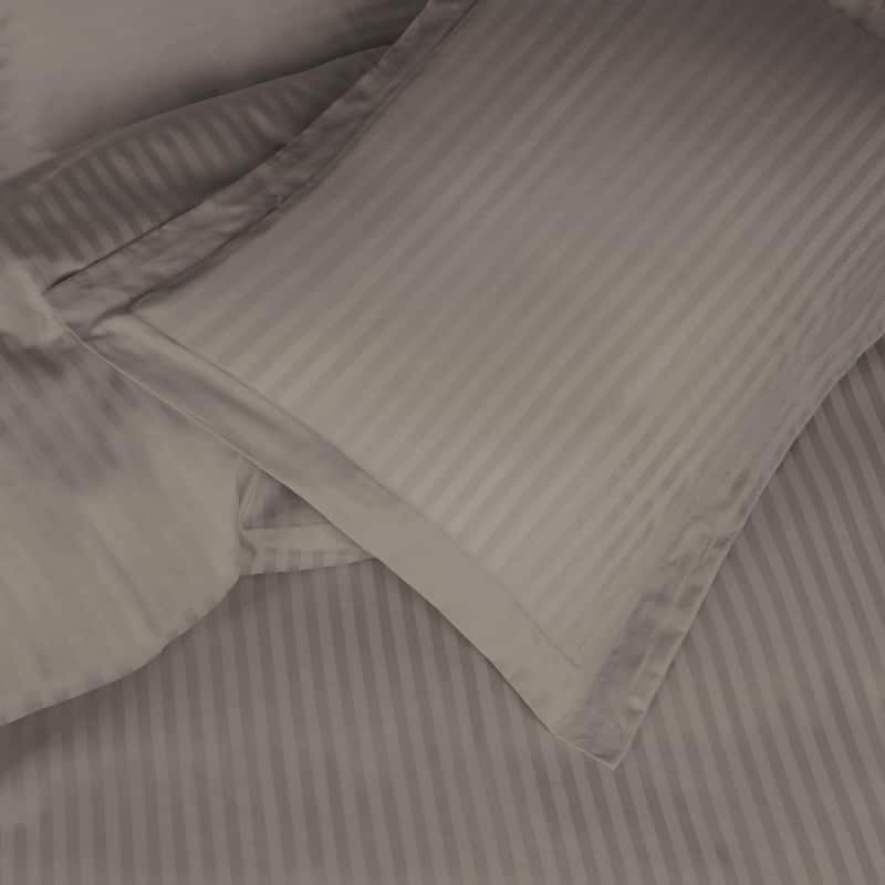 Superior Egyptian Cotton 650 TC Embroidered Duvet Cover Set