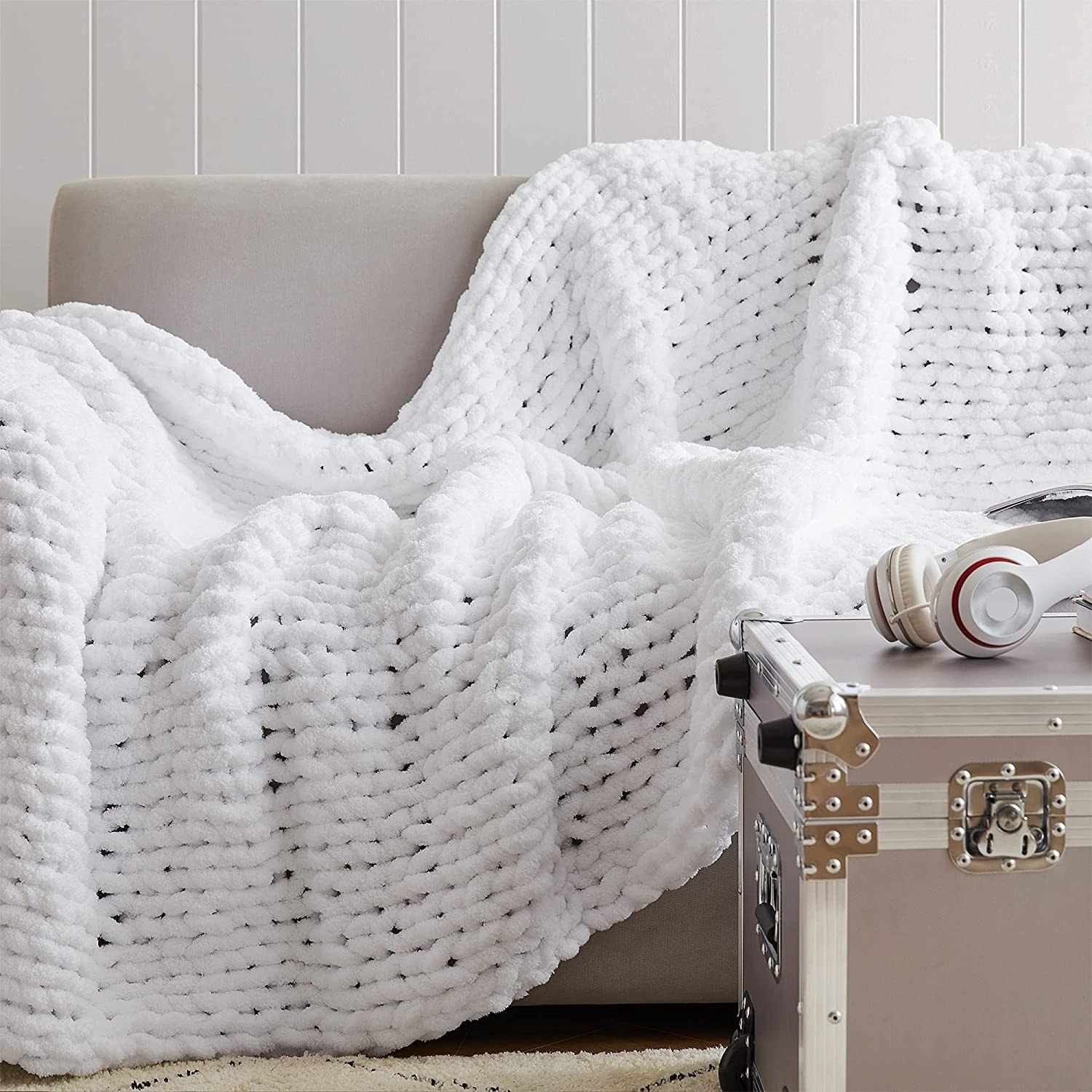 Oversized chenille throw blanket deals