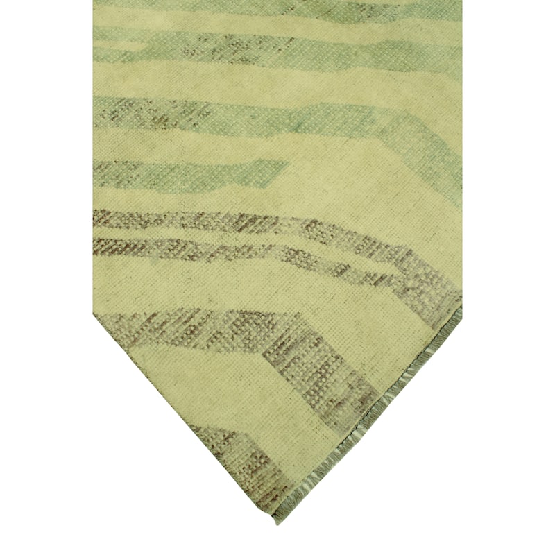Balochi Magnolia Ivory/Lt. Green Rug - 5'7" x 7'10"