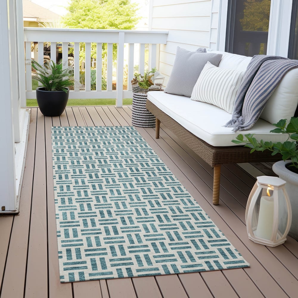 Machine Washable Indoor/ Outdoor Contemporary Basketweave Chantille Rug