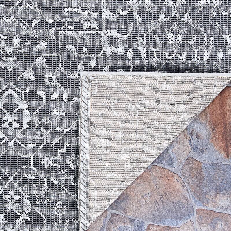 Dream Decor Rugs Carriage House Medallion Indoor Outdoor Area Rug