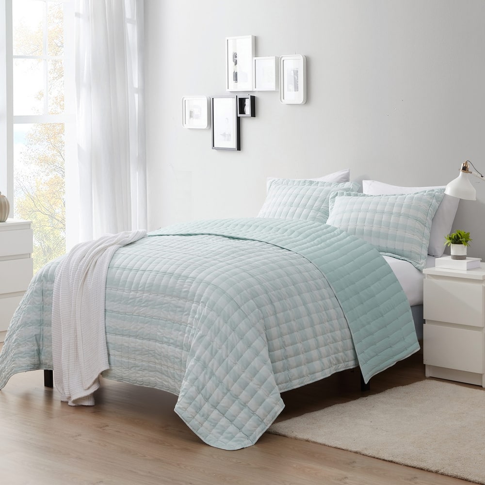 Sweet Home Collection 3 Piece Embroidered Checkered Quilt and Pillow Sham Set