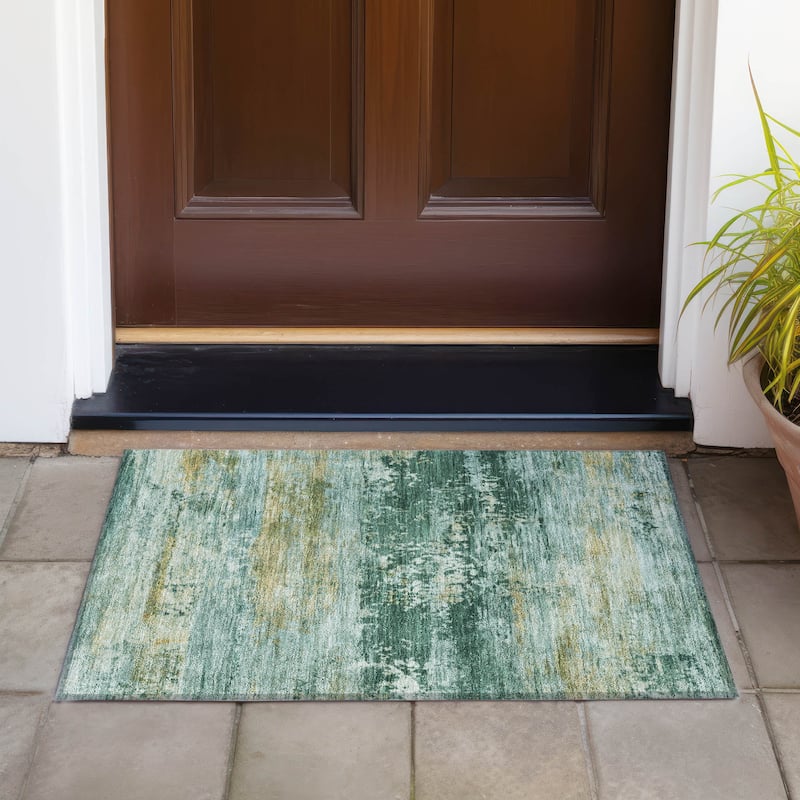Machine Washable Indoor/Outdoor Contemporary Chantille Rug - Green - 1'8" x 2'6"