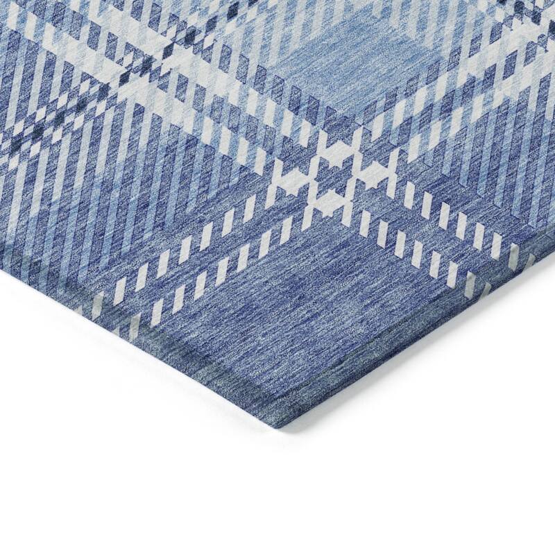 HomeRoots Plaid Transitional Rectangle Outdoor Rug
