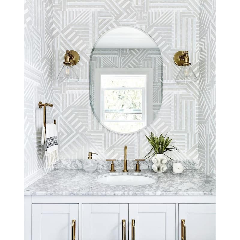 Khloe Modern Bathroom Mirror - 31.5 X 23.6