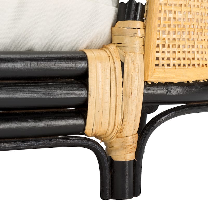 SAFAVIEH Home Timo 23.6W x 15.7D x 10.6H-inch Beige/Natural/Black Rattan Pet Bed with Cushion - 23.6"W x 15.7"D x 10.6"H