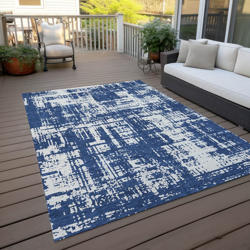 Machine Washable Indoor/ Outdoor Chantille Solid Abstract Rug