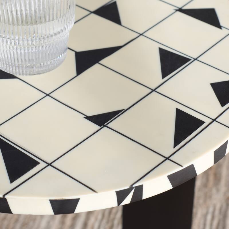 SAFAVIEH Couture Tomlinson Accent Table, Fully Assembled - 16"W x 16"D x 22"H