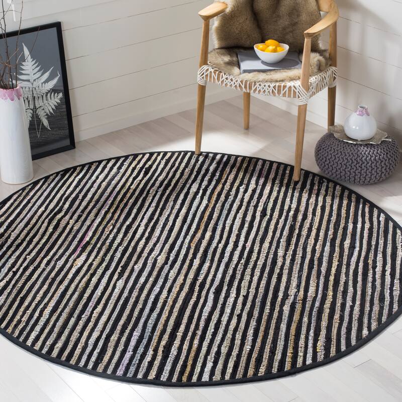 SAFAVIEH Handmade Rag Rug Sevim Casual Stripe Cotton Rug - 6' Round - Black/Multi - Round