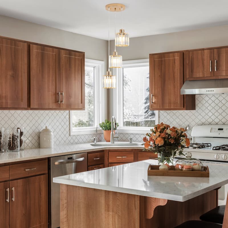 3-Light Modern Metal Hanging Pendant Light Ceiling Light Chandelier with Crystal Cover for Kitchen Island