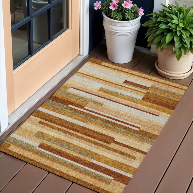 HomeRoots Striped Transitional Rectangle Outdoor Rug - 3' x 5'