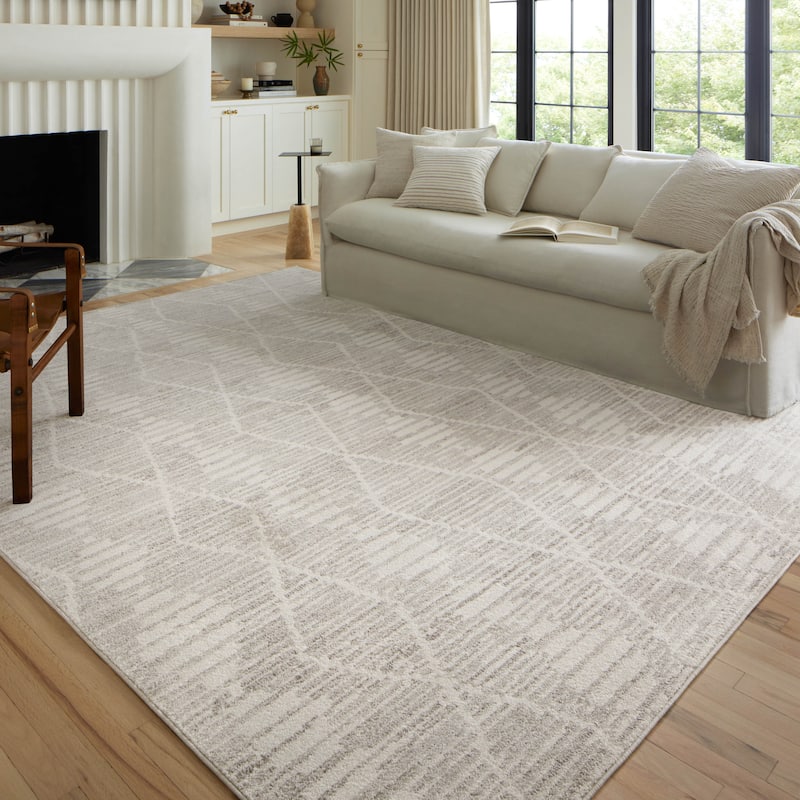 Alexander Home Monroe Geometric Moroccan Area Rug - 11' 2" x 15' 7" - Ivory / Silver