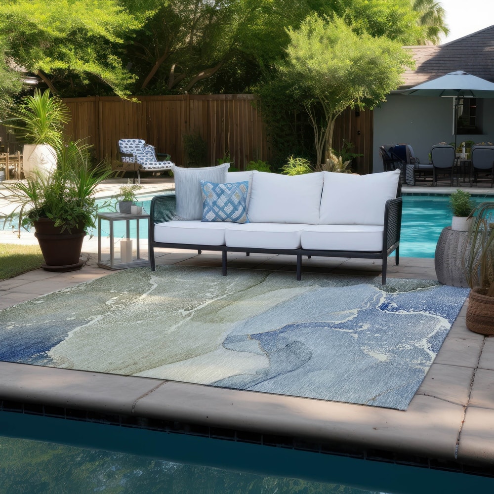 Machine Washable Indoor/ Outdoor Abstract Marble Chantille Rug