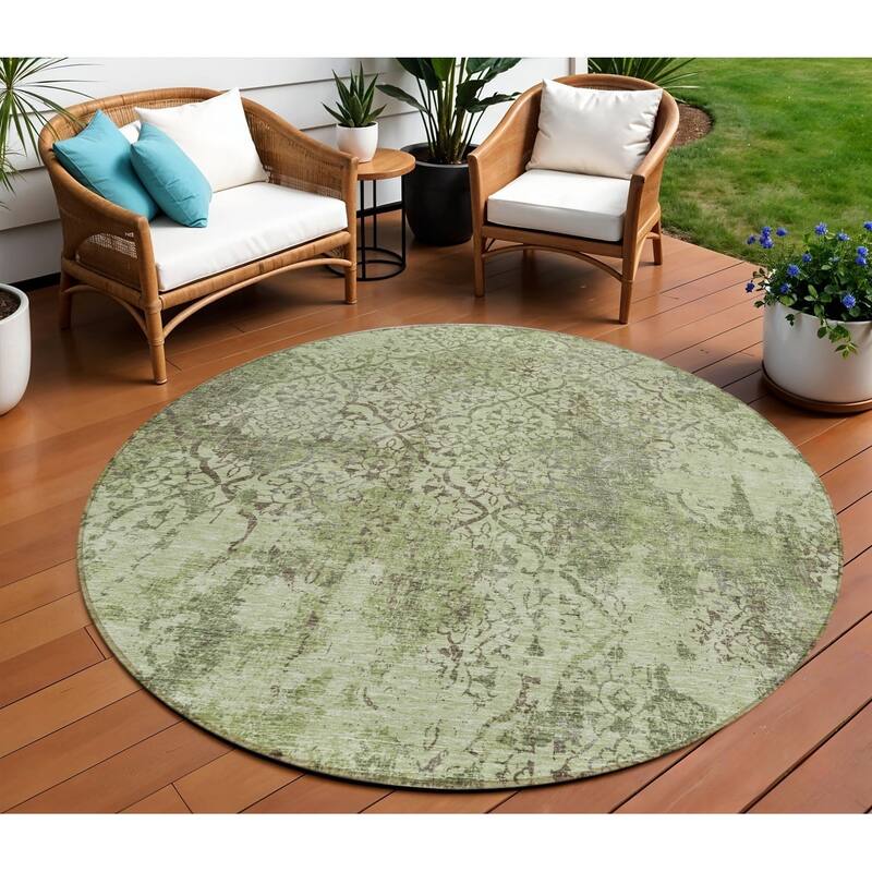 HomeRoots Floral Transitional Rectangle Outdoor Rug - 8' Round
