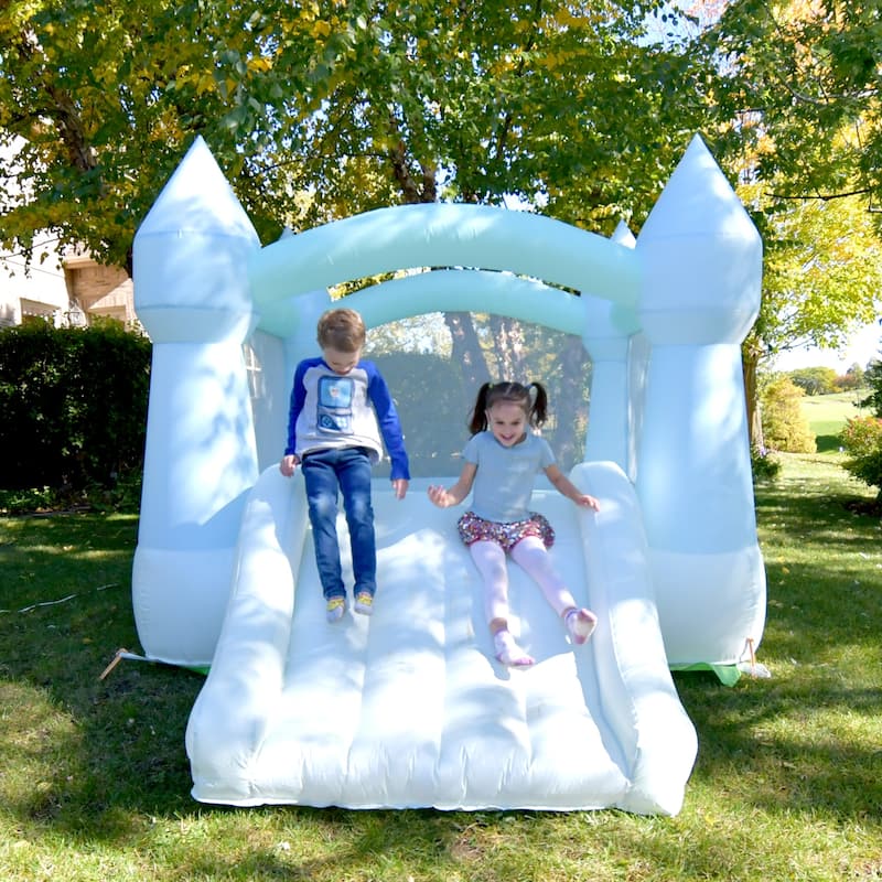 Bounceland Bouncy Castle DayDreamer Mist Bounce House