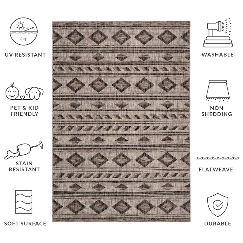 SAFAVIEH Courtyard Felicite Indoor /Outdoor Waterproof Patio Backyard Rug