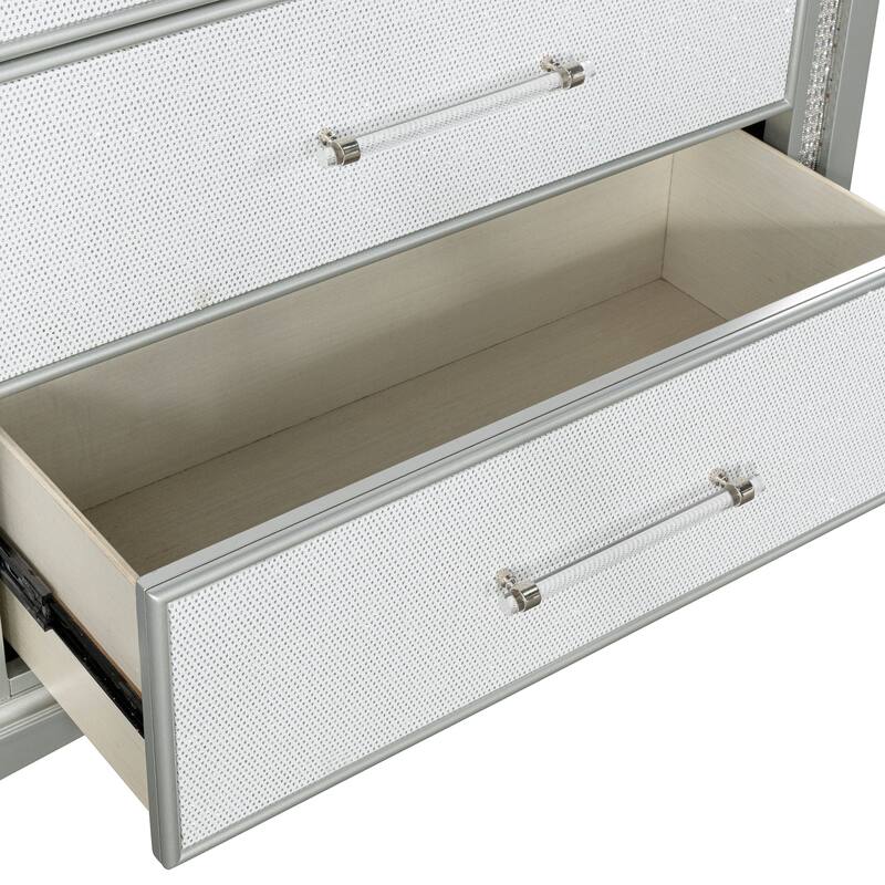 Furniture of America Gala Glam Silver 5-Drawer Chest with LED Lighting
