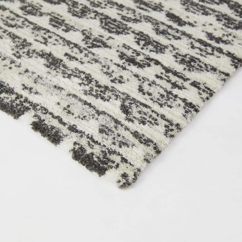 Sawyer Geometric Wave Pattern Modern Plush Area Rug