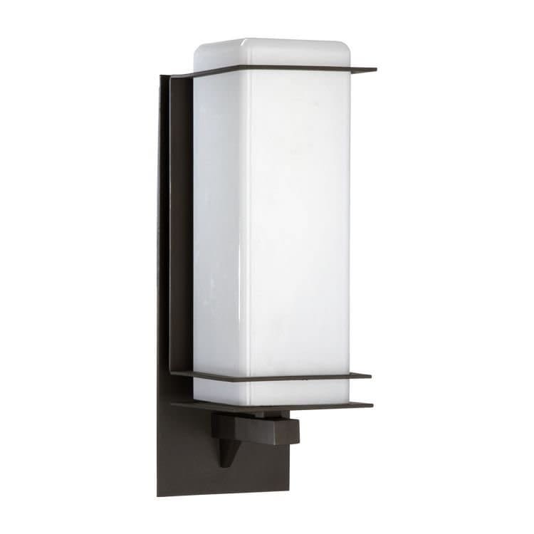 Quorum International Balboa 15" Tall Outdoor Wall Sconce