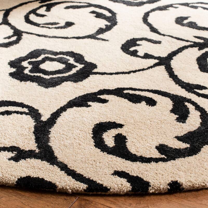 SAFAVIEH Handmade Soho Britta Scroll N.Z. Wool Rug