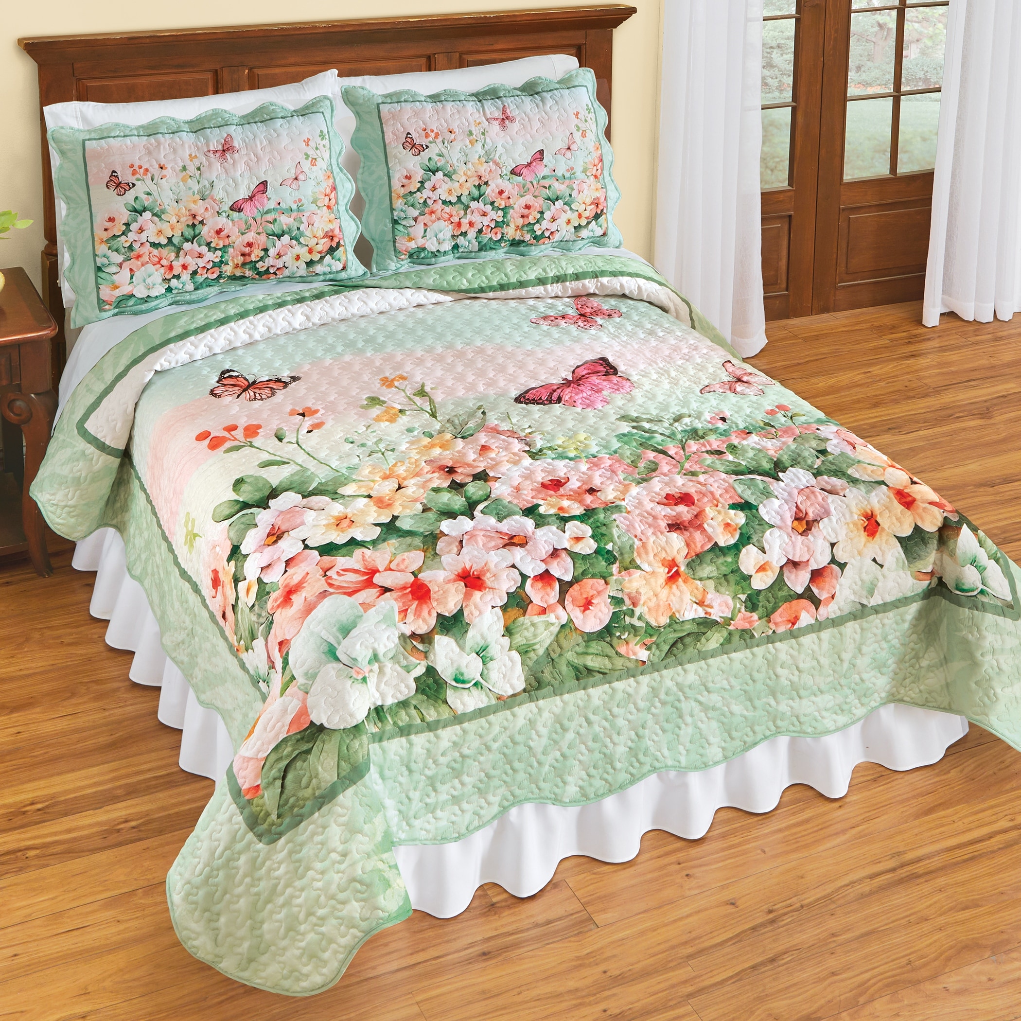 Pastel Butterfly Floral Garden Scalloped Edge Quilt