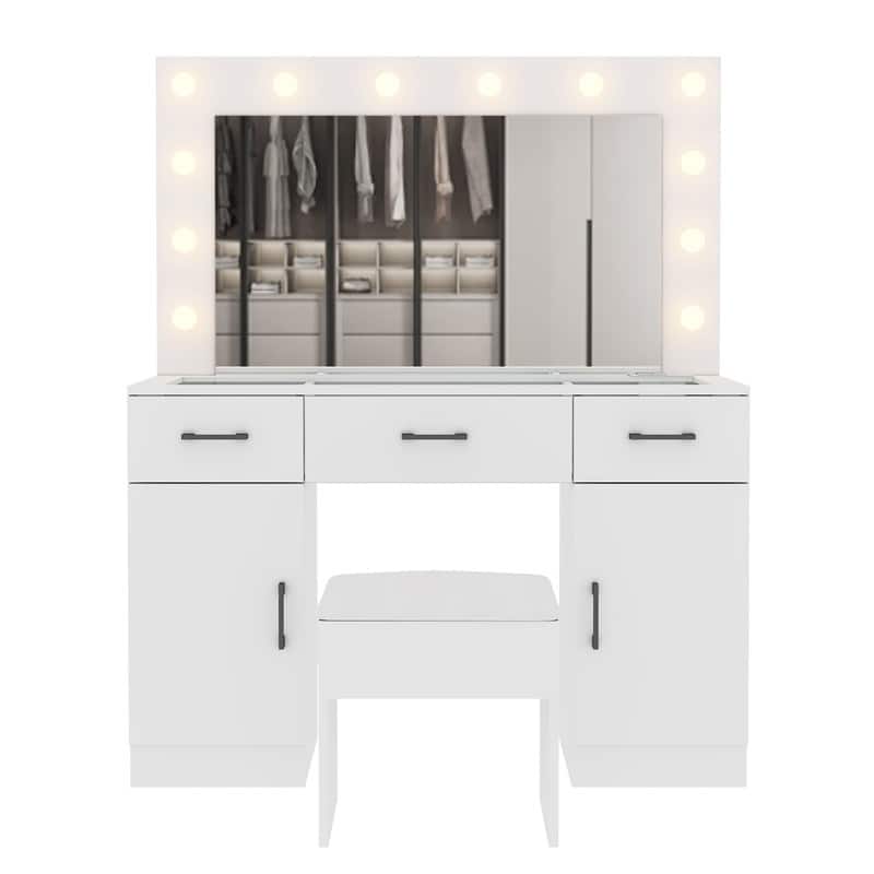Bedroom makeup vanity set with 3 drawers