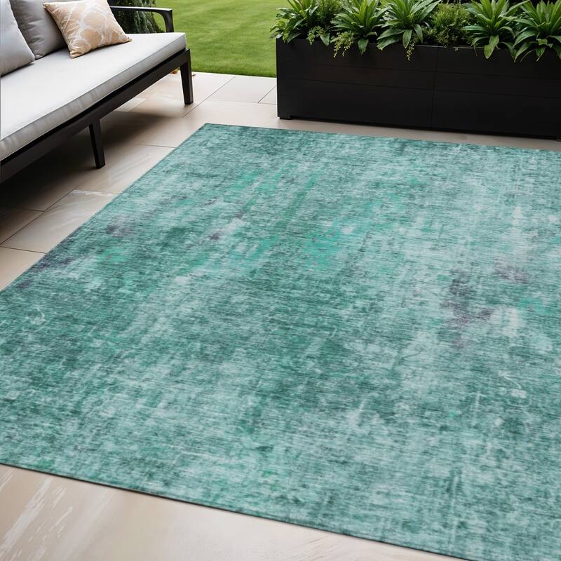 HomeRoots Abstract Transitional Rectangle Outdoor Rug - 5' X 8'